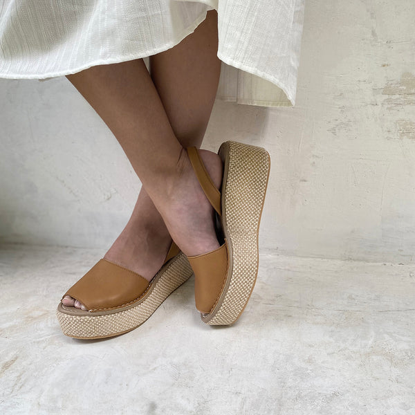 Carmen Cushioned Wedge in Cream