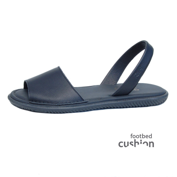 Igora Cushioned Avarcas Sandals in Black