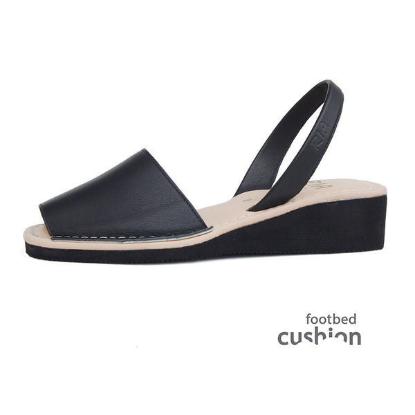 Mabel Cushioned Light Wedge in Black