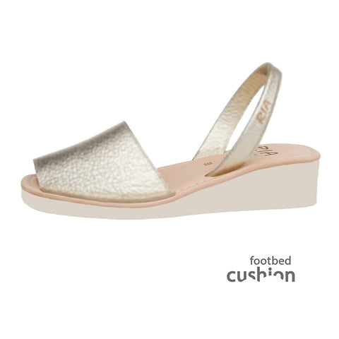 Mabel Cushioned Light Wedge in Pearl