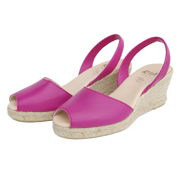 Avarcas Wedge Espadrilles Foro in Magenta