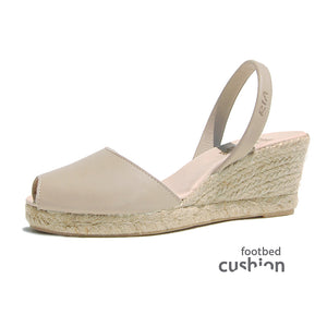 Avarcas Wedge Espadrilles Foro in Beige