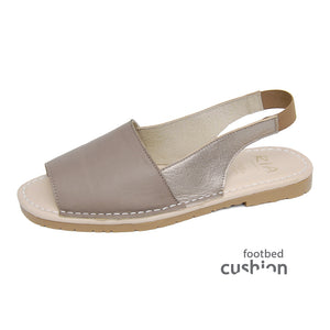 Allegra Cushioned Avarcas Sandals in Putty