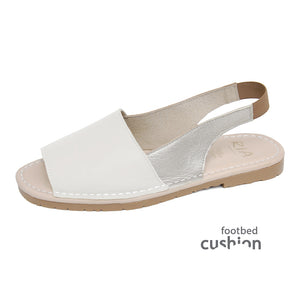 Comfort Sandals in White with Footbed and flexible sole from the Avarcas New Summer Collection