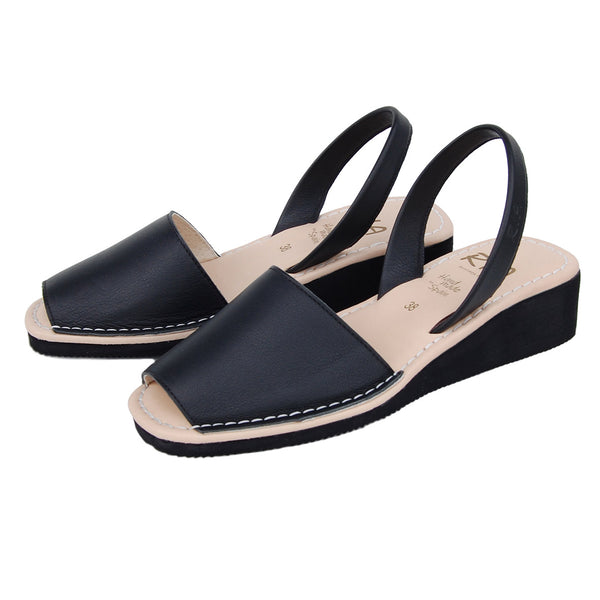 Mabel Cushioned Light Wedge in Black