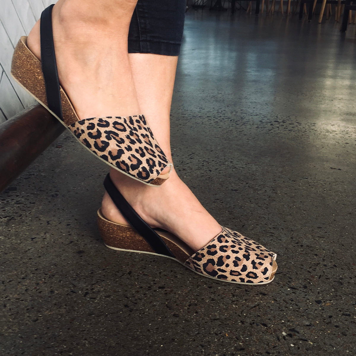 Avarcas Cork Wedge Cardona in Leopard