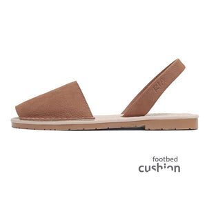 Tierra Cushioned Avarcas Sandals in Hazelnut