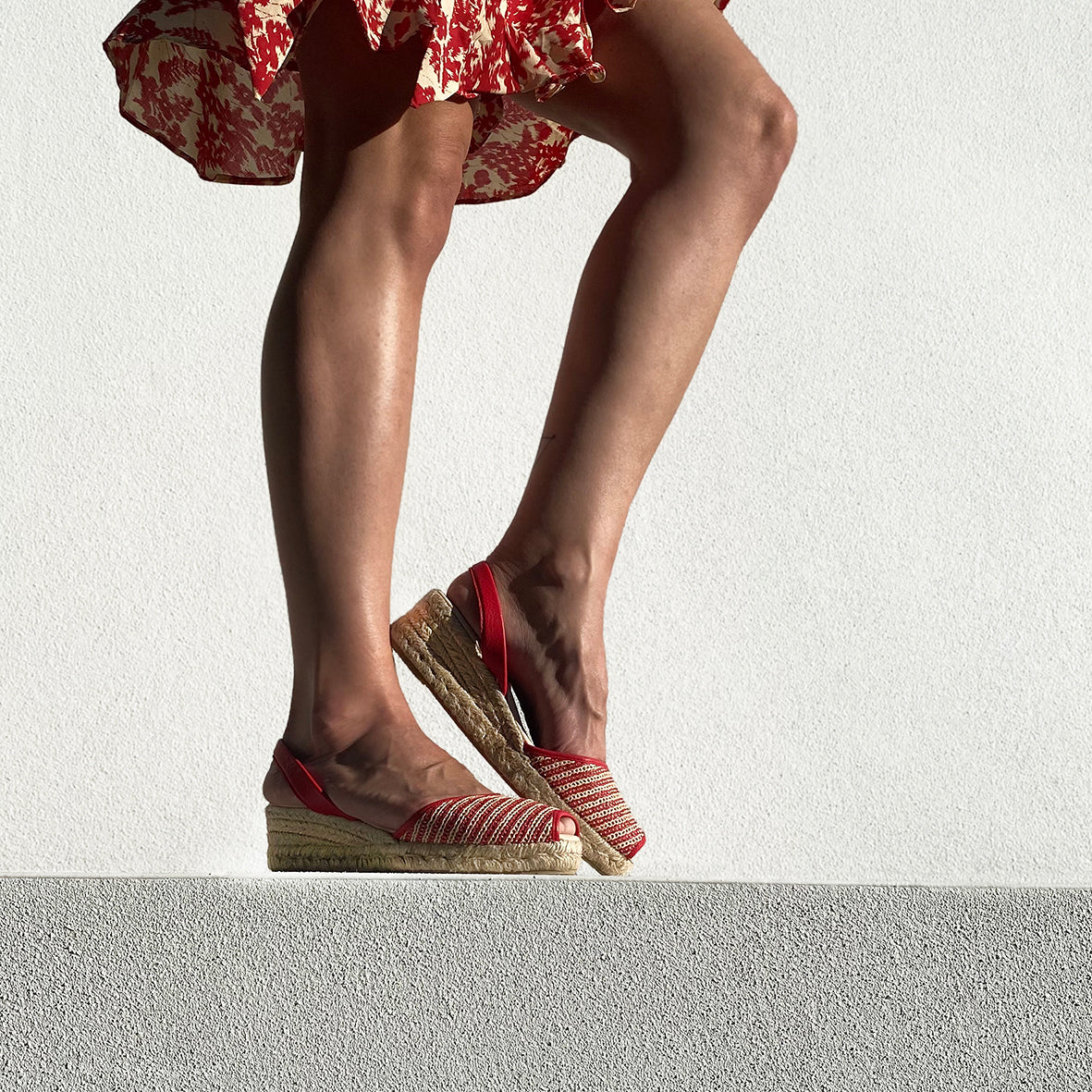 Palma Low Jute Wedge Espadrilles in Red